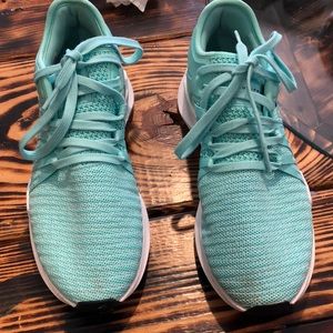 SOLD Adidas shoes barely worn